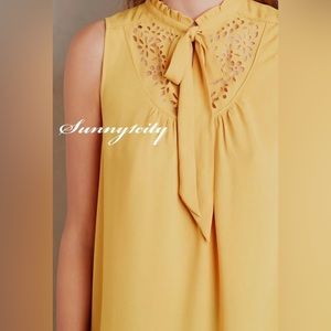 MAEVE by Anthropologie woman’s mustard sleeveless ruffle collar blouse
